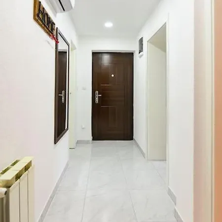 Oaza Mira 公寓 图兹拉